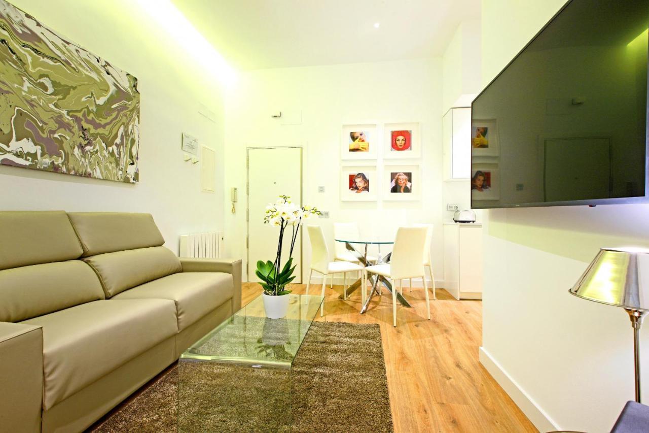 Prado - Madflats Collection * Madrid