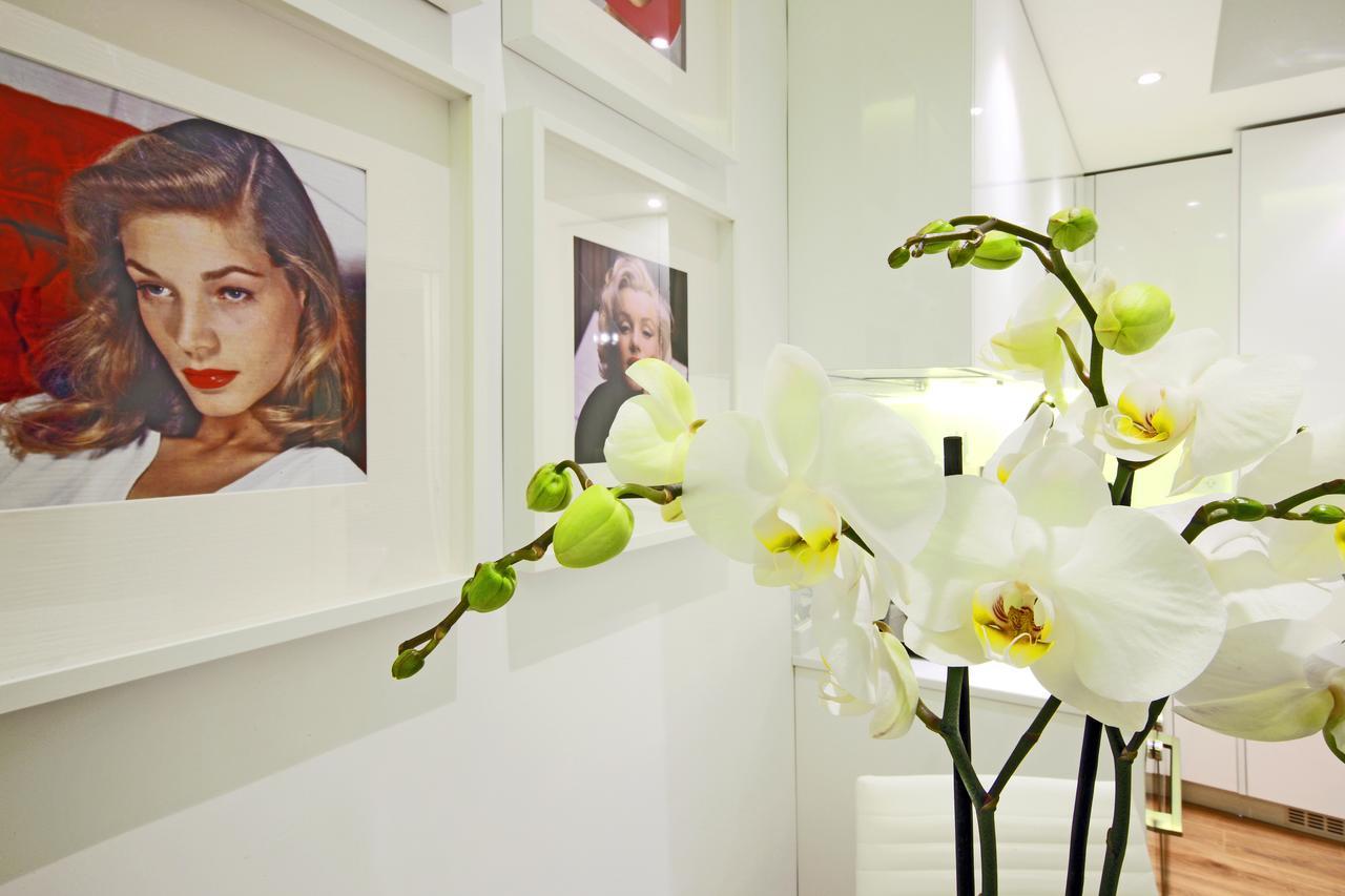 Prado - Madflats Collection * Madrid
